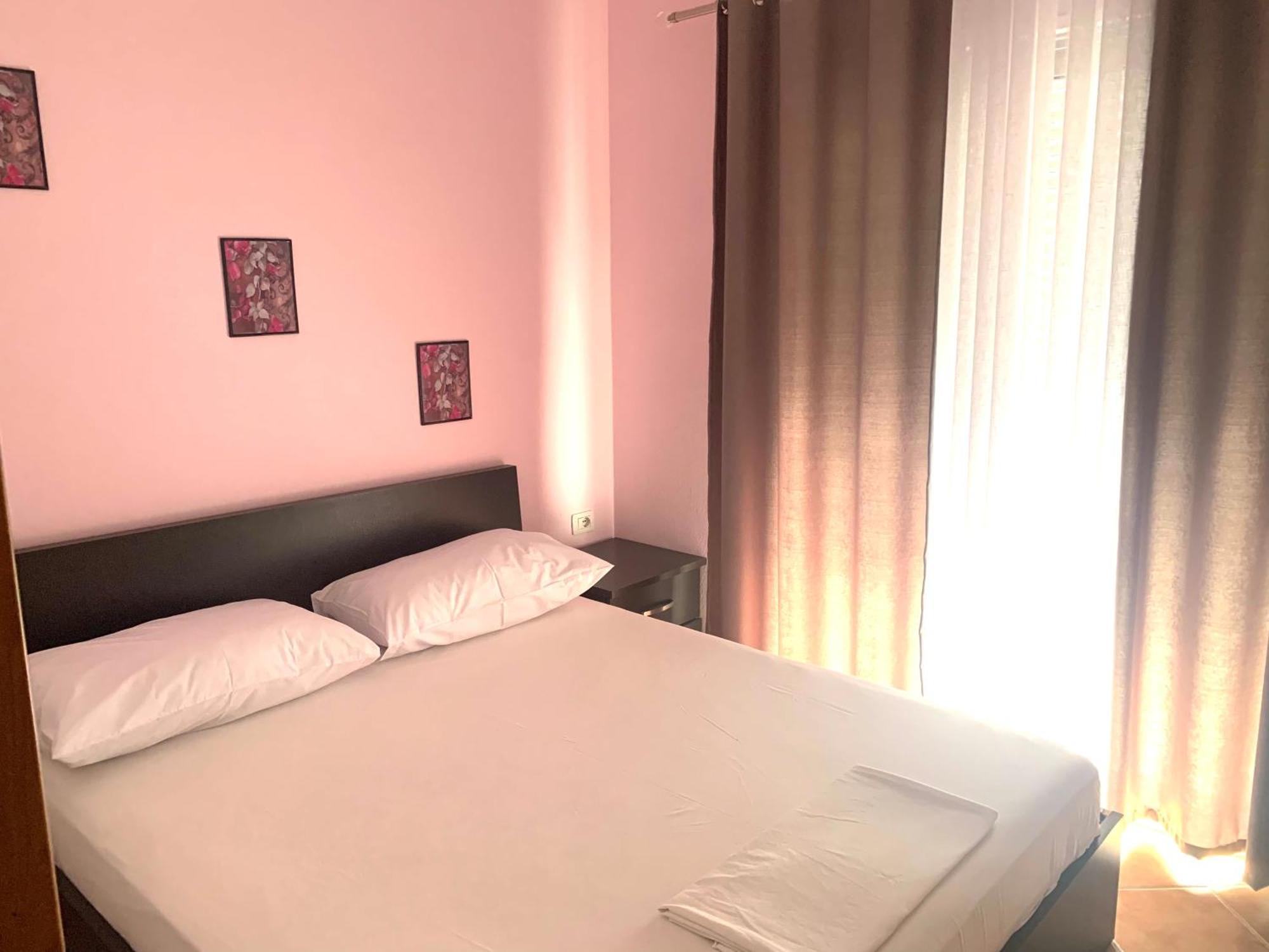 Julia Apartments Vlorë Exterior foto