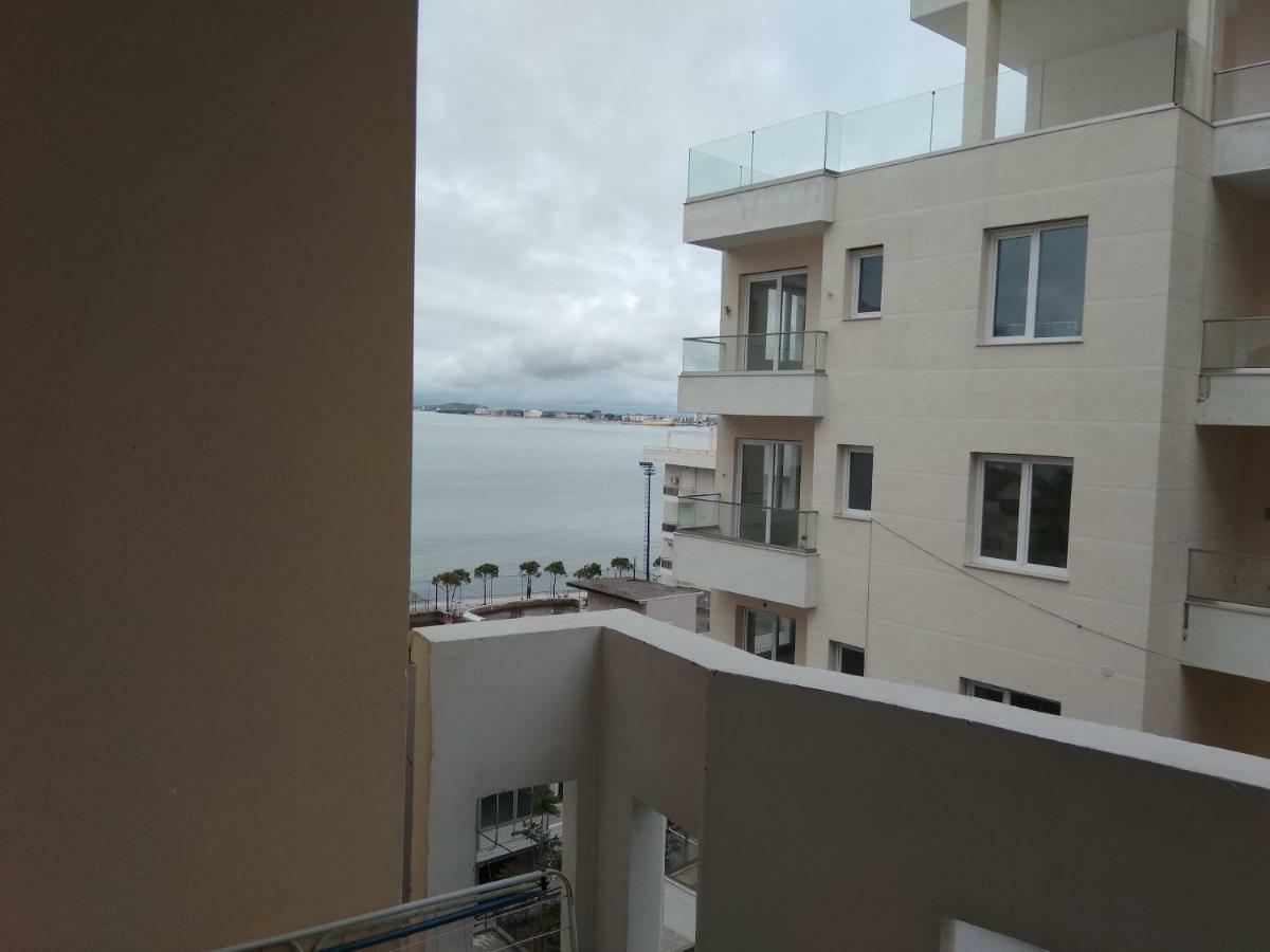 Julia Apartments Vlorë Exterior foto